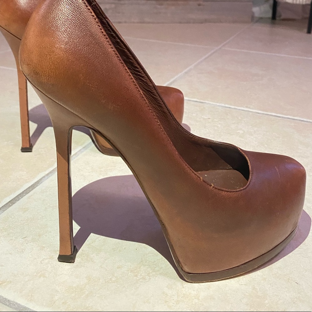 YSL Tribtoo Pumps